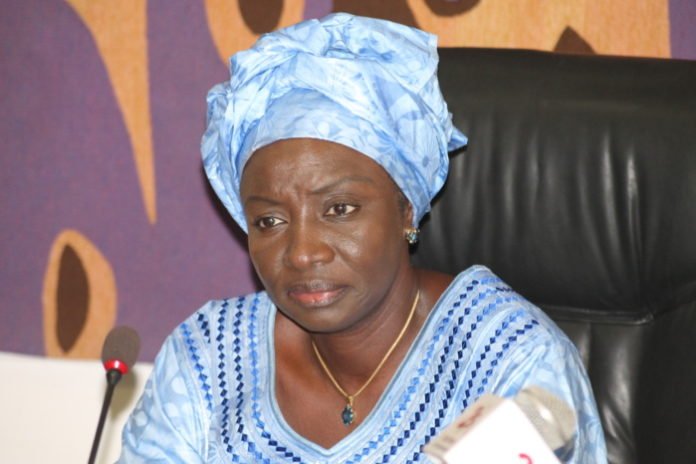 Aminata Toure Se Prononce Contre Un Troisieme Mandat De Macky Sall Seneplus 7248