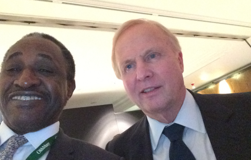 Bob Dudley, Pdg British Petroleum (BP) avec Adama Gaye a Londres, le 10 octobre dernier