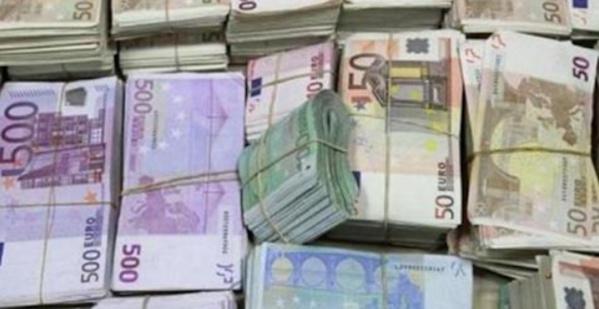 Les saisies de faux billets d'euros au plus bas en 2020 - Challenges
